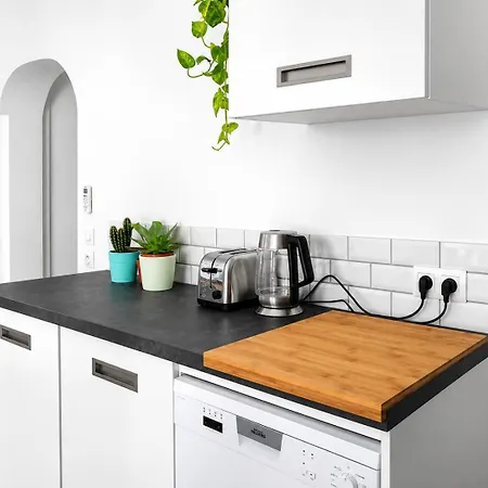 Beautifully Bright In Old Town Apartamento Saint-Tropez